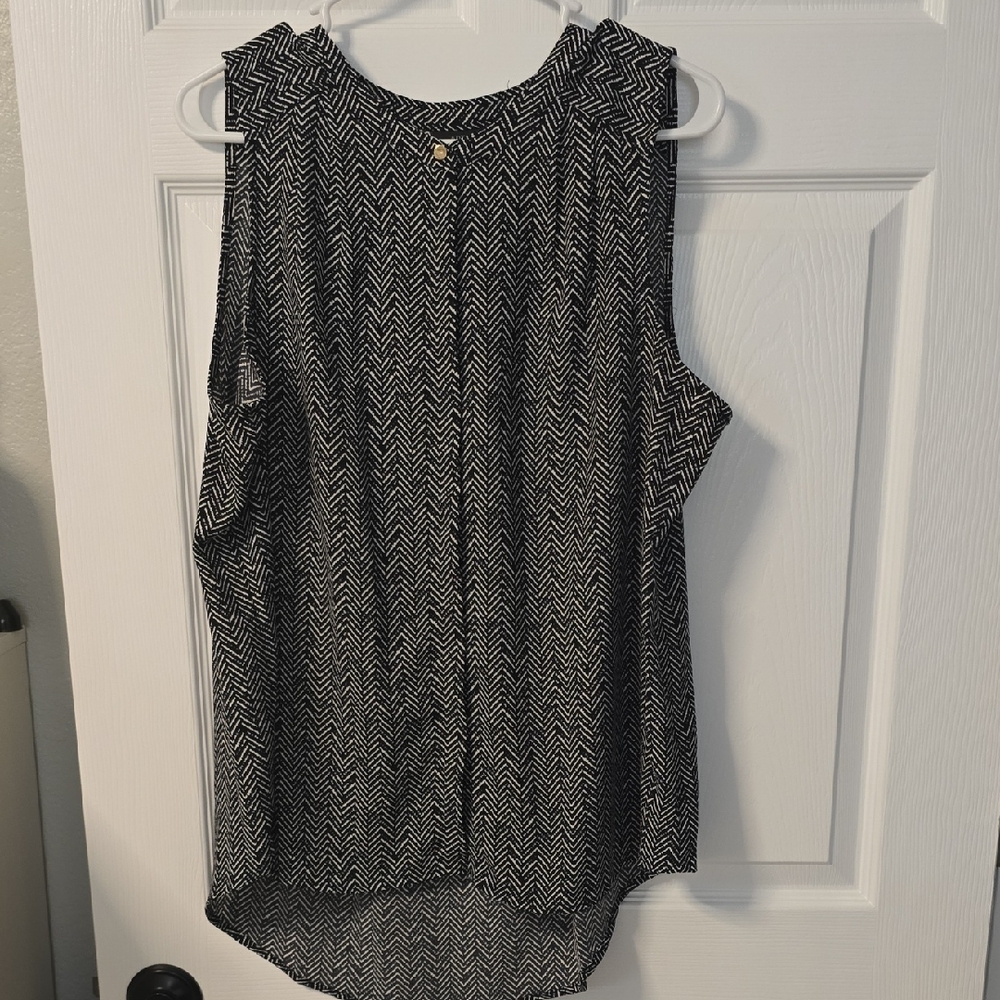 Apt. 9 Black and White Chevron Blouse